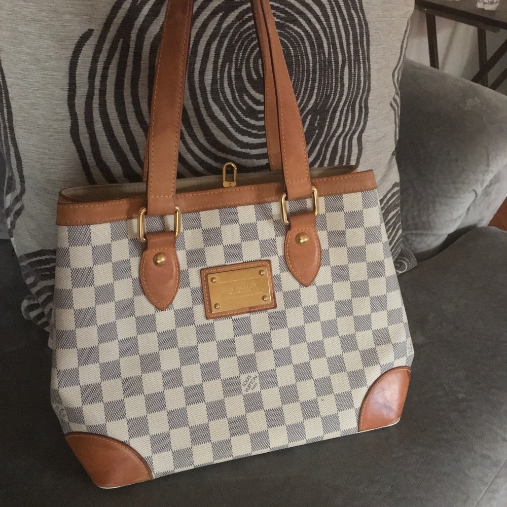Authentic LV - Picture 2 of 8